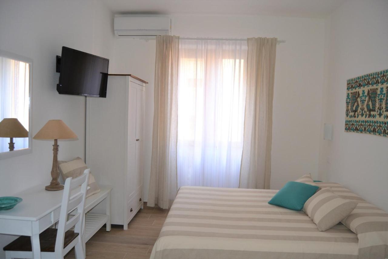 Nuscos Bed And Breakfast Νουόρο Εξωτερικό φωτογραφία